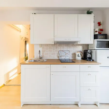 Micic By Belmont Realty Apartman