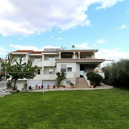 Appartamento Mičić Zara