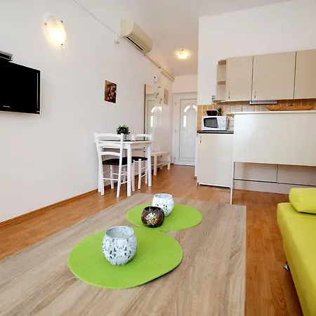 Micic Apartment *