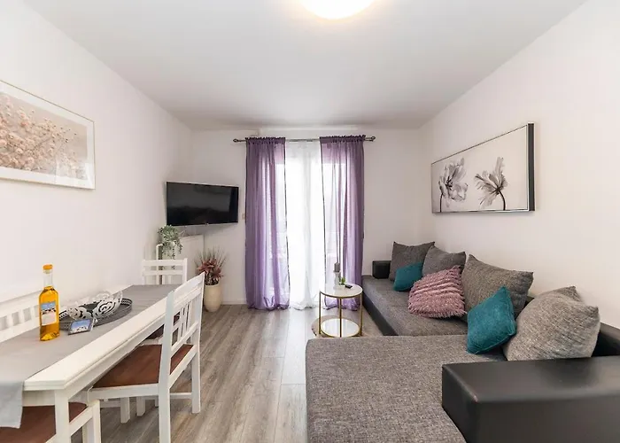 アパート Micic ザダル