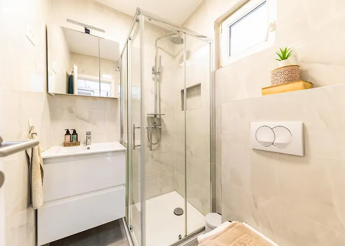 アパート Micic ザダル